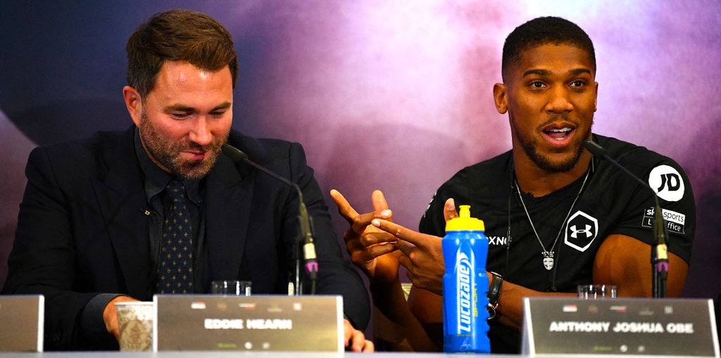 Eddie Hearn i Anthony Joshua