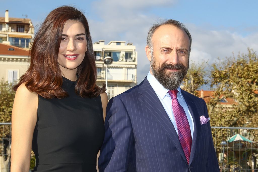 Berguzar Korel - 21