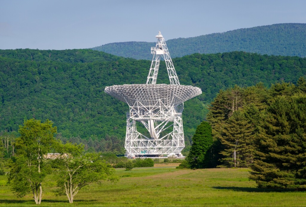 Najveći okretni radioteleskop na svijetu postavljen je u Green Banku u Zapadnoj Virginiji