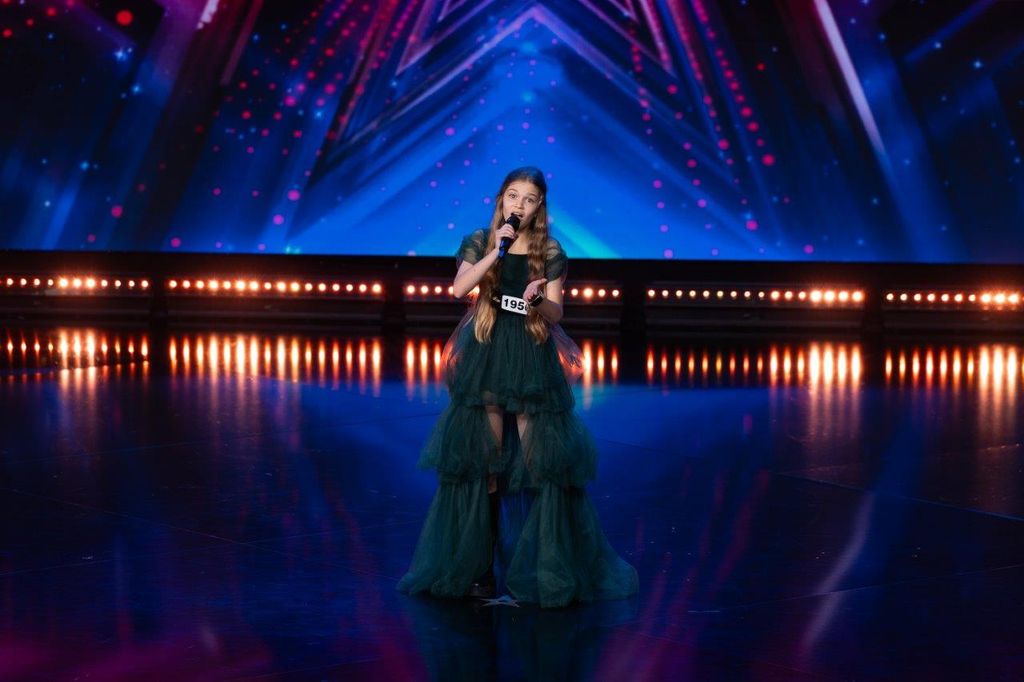 Nela Mancheska, Supertalent - 14