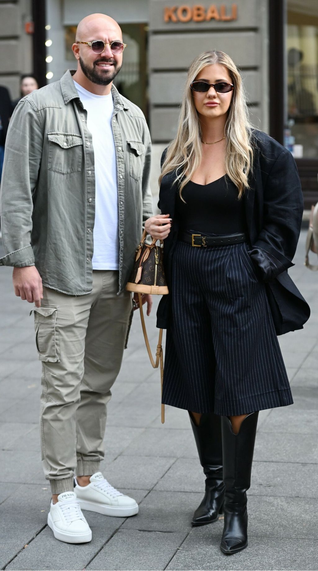 Ljepotica iz Zagreba u bermudama