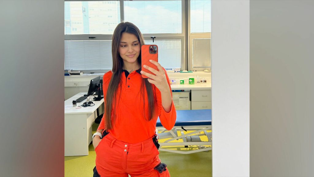 Laura Gnjatović - 6