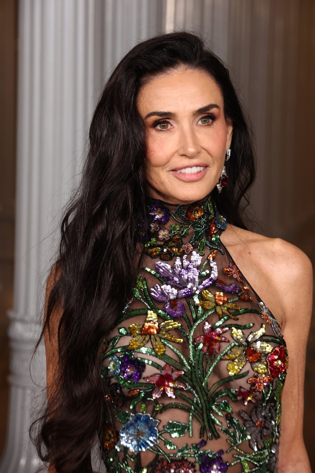Demi Moore u Gucci haljini na LACMA Art & Film Gali 2025.
