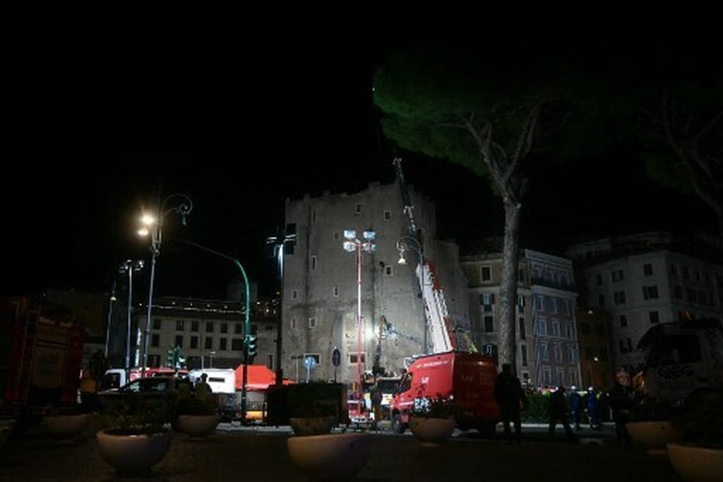 Urušen Contijev toranj u Rimu - 5