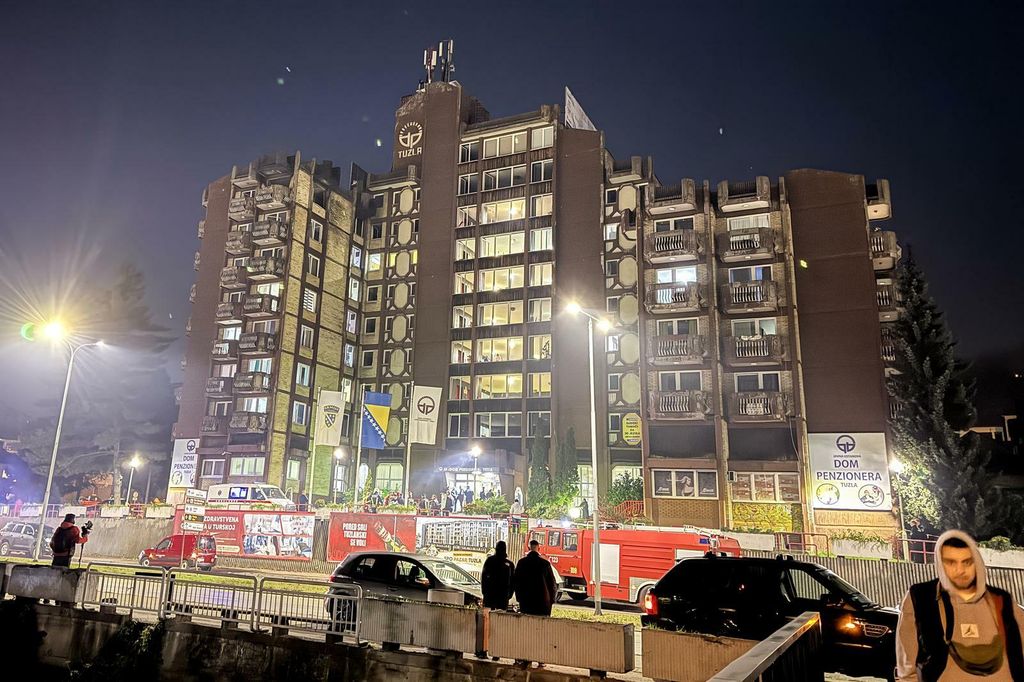 Požar doma umirovljenika u Tuzli - 2