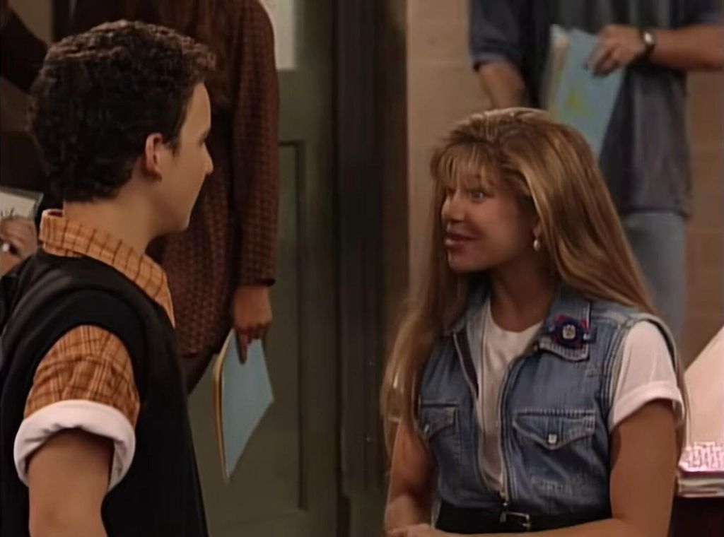 Danielle Fishel - 10