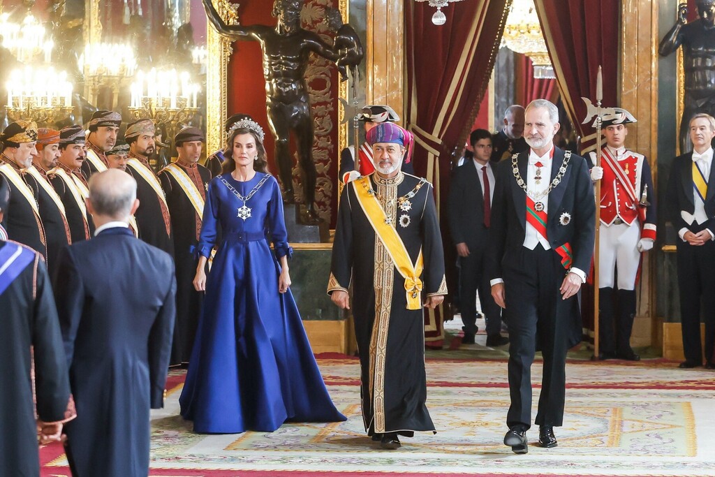 Kraljica Letizia u raskošnoj plavoj haljini