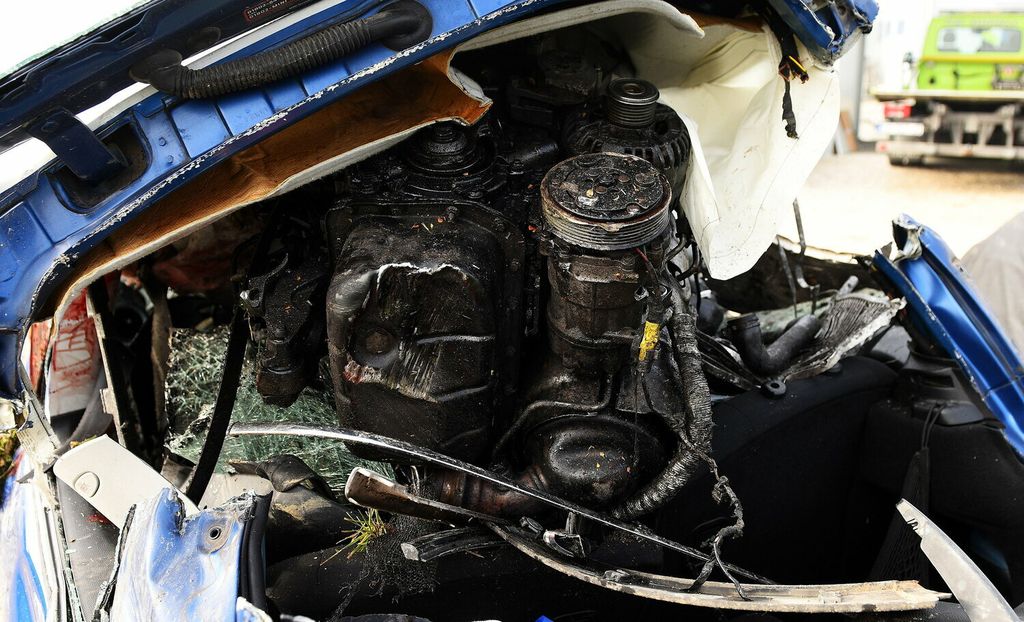 Osobni automobil u kojem su stradali mladići - 6