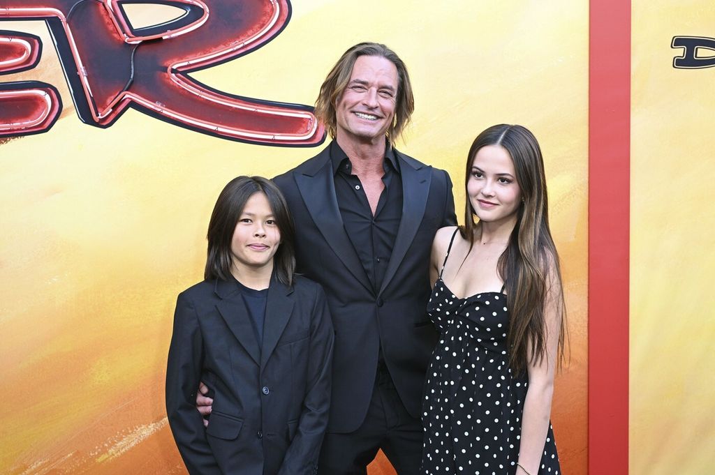 Java Kumala Holloway - 1