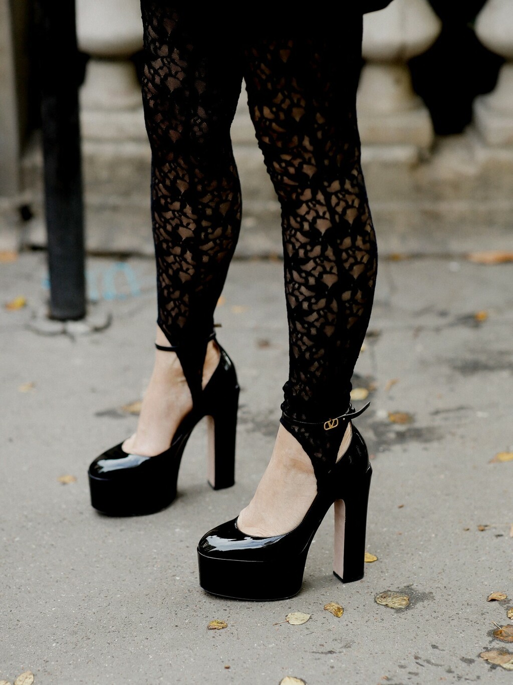 Tajice s trakom za stopala u street style izdanju s Tjedna mode