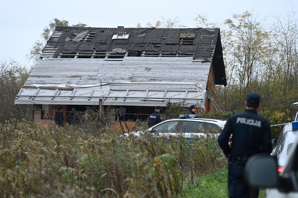 Policija na terenu nakon ubojstva - 2