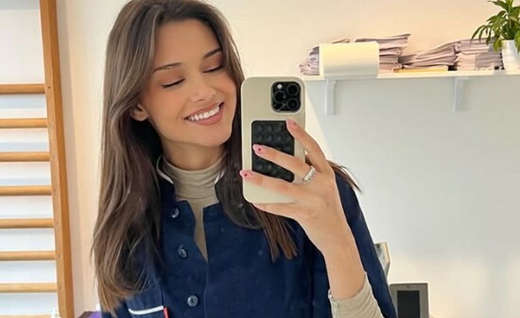 Laura Gnjatović - 1