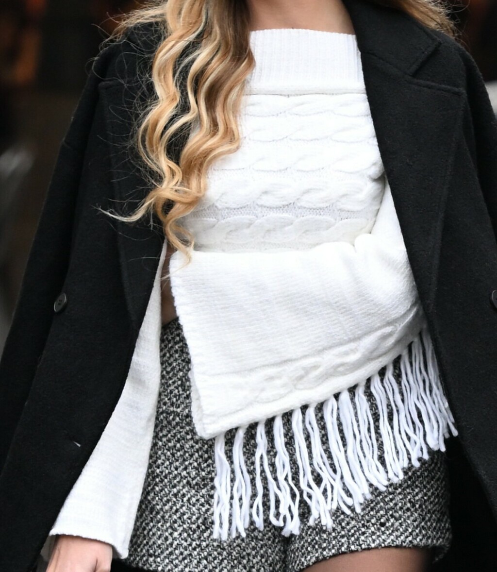 Ulična moda kratke vunene hlače visokog struka 2025. - 4