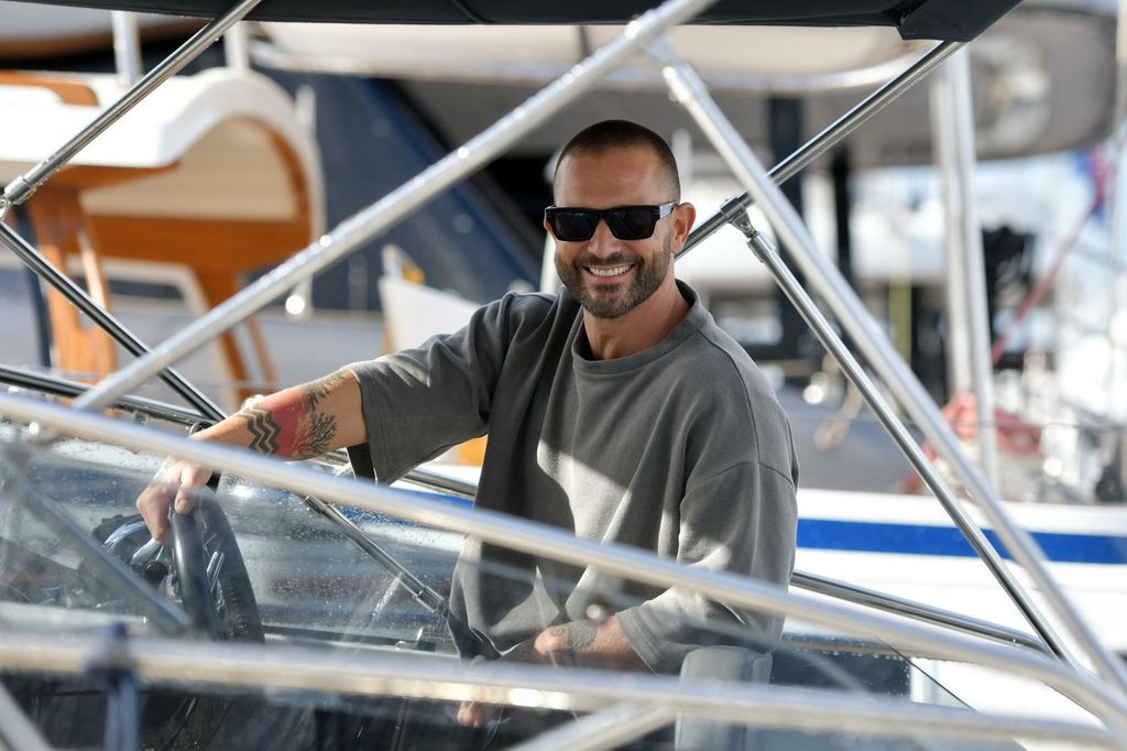 Luka Nižetić na svom novom brodu - 1