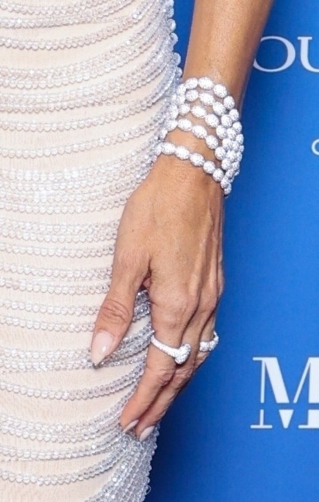 Nakit je bio pomno odabran i usklađen