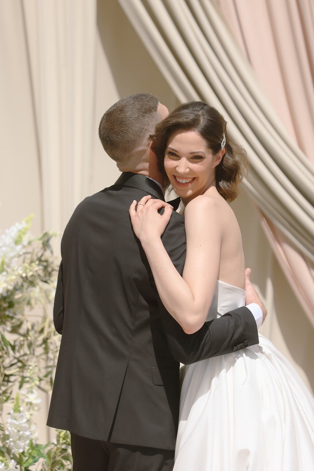 Stvara se iskustvo vjenčanja koje nije samo estetski posebno, već i duboko ukorijenjeno u istarski identitet.