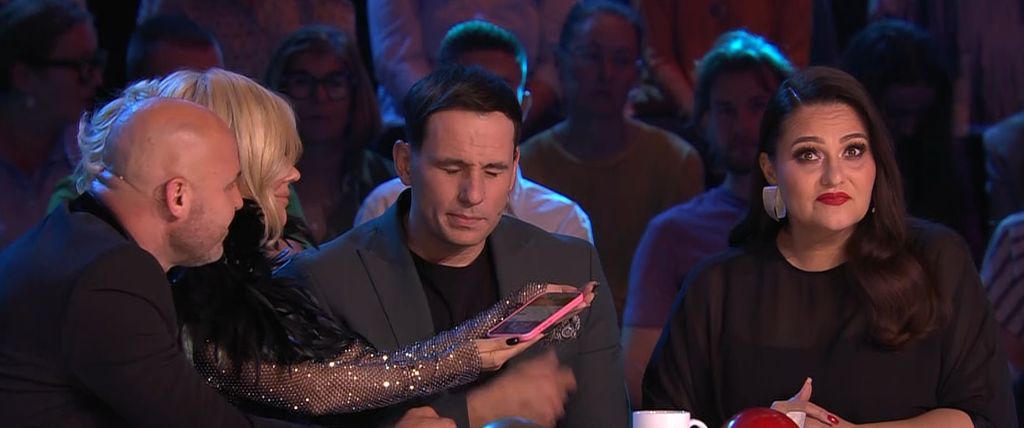 Petar i Joke, Martina, Supertalent