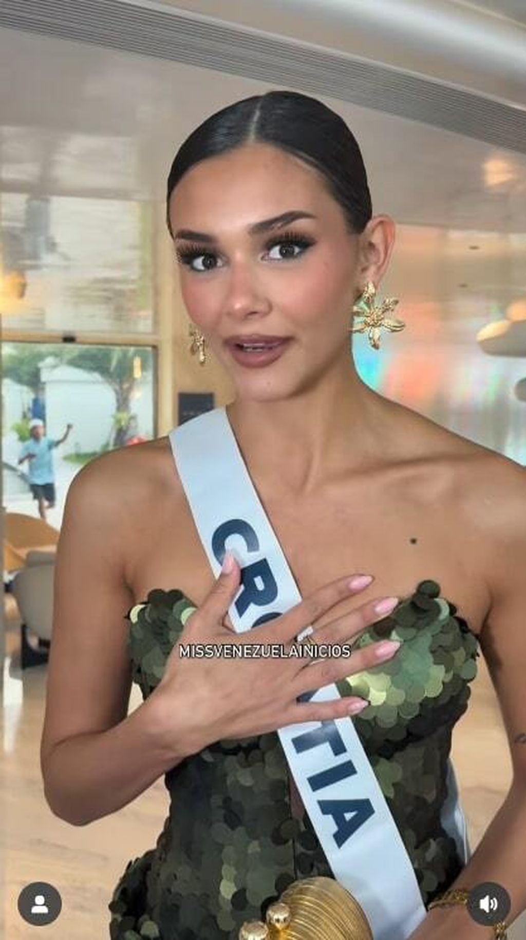 Laura Gnjatović - 3