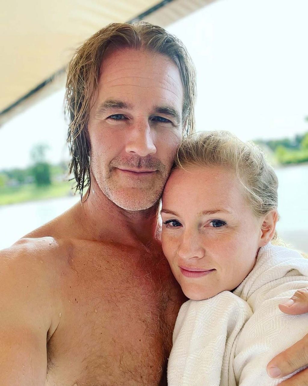 James Van Der Beek sa suprugom - 2