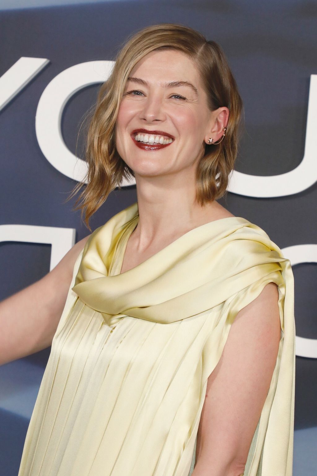 Rosamund Pike - 4