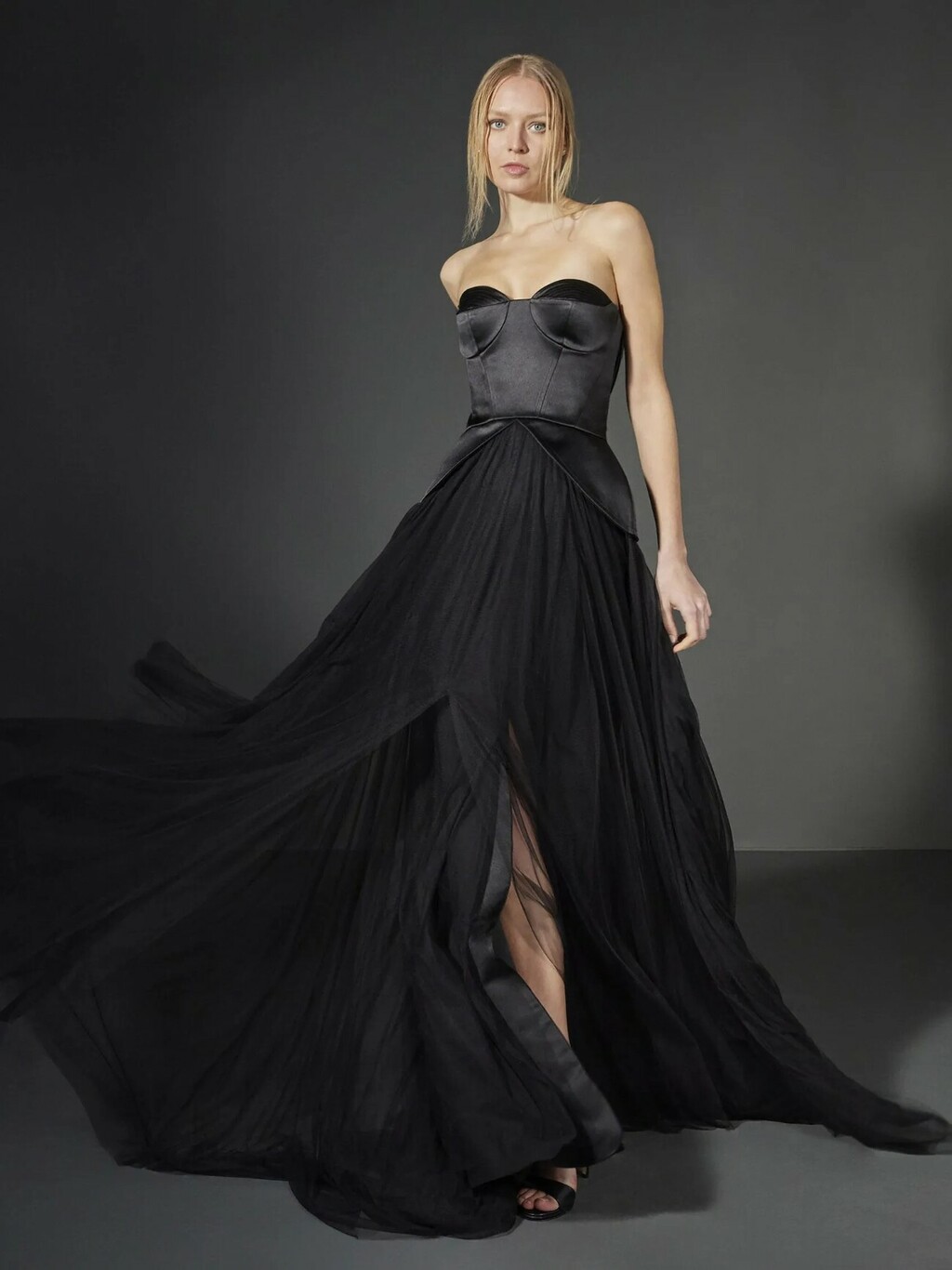 Crna vjenčanica iz linije Vera Wang Bridal