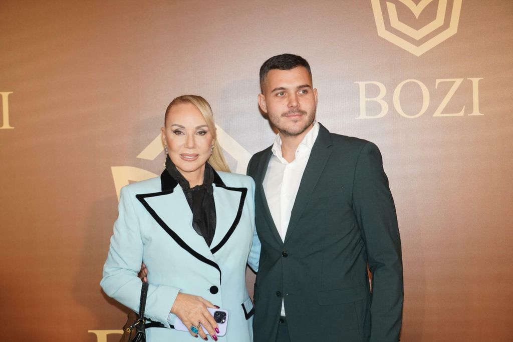 Lepa Brena i sin Viktor Živojinović