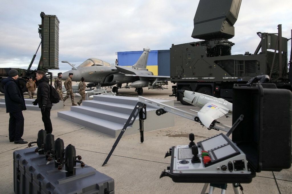 Macron i Zelenski, francuska vojna tehnika