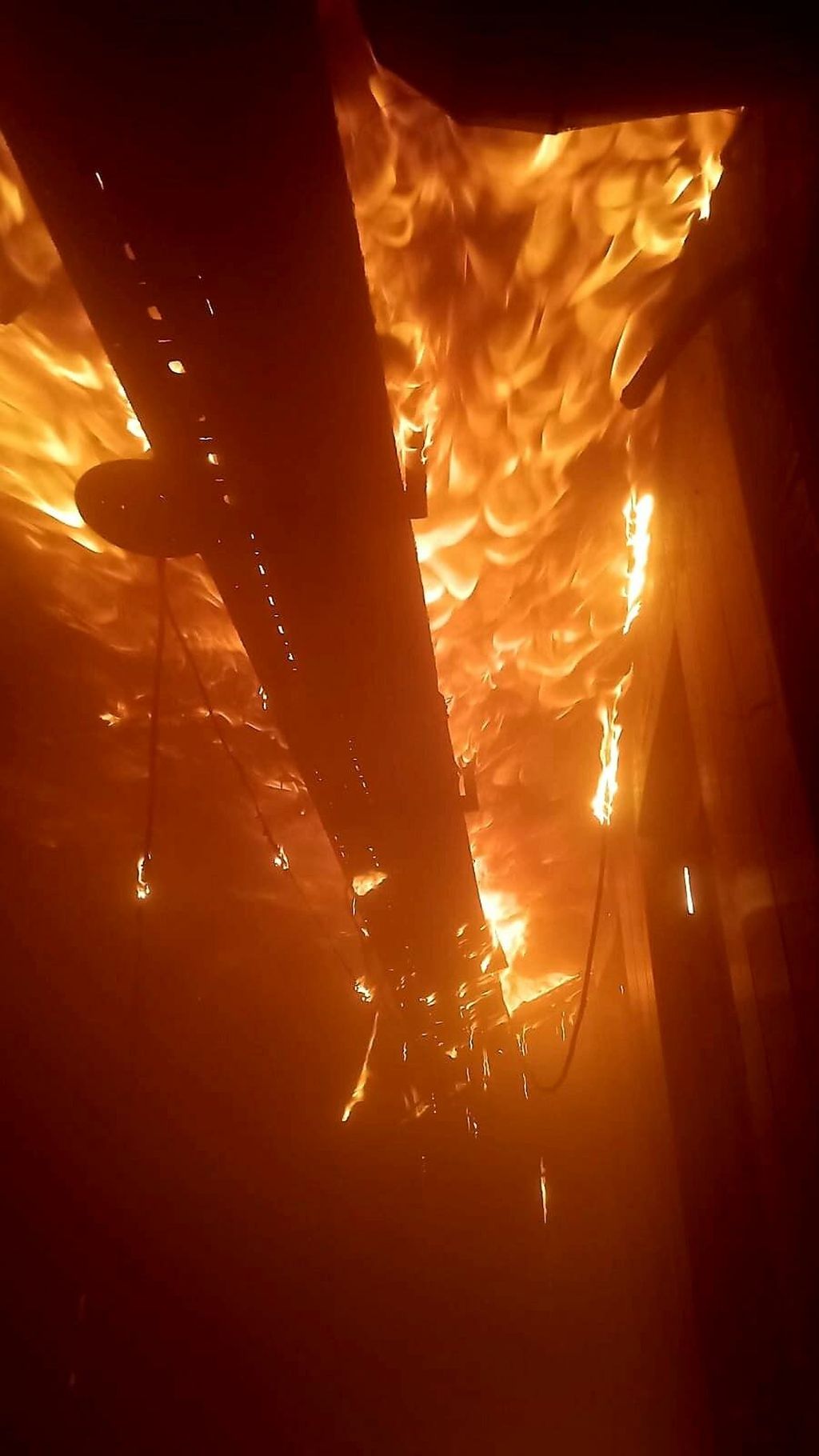 Požar unutar zgrade Vjesnika