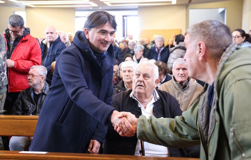 Zlatko Dalić u Škabrnji - 3