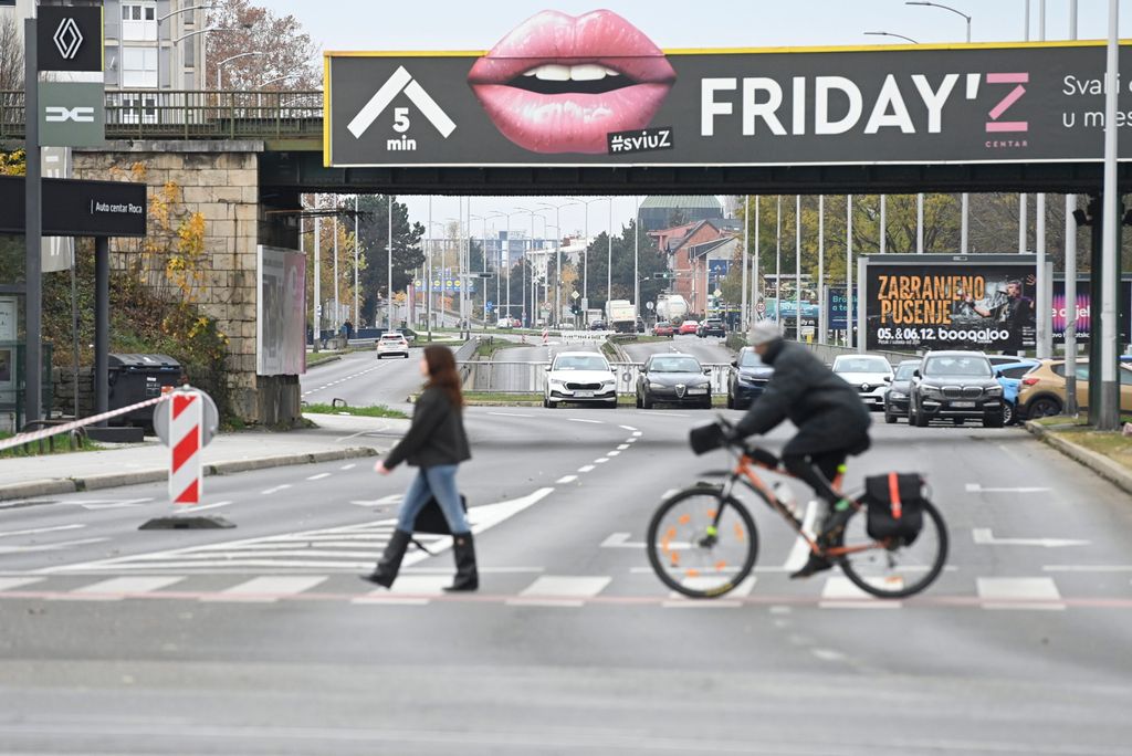 Požar u Vjesnikovu neboderu još nije ugašen - 3
