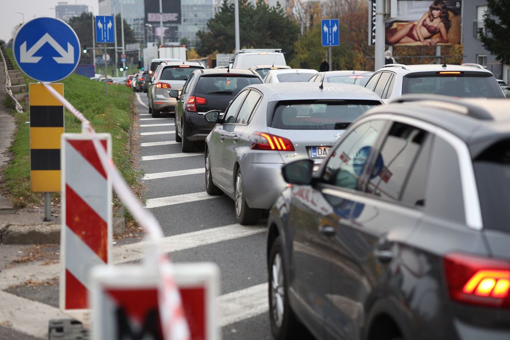 Gužva u Zagrebu na križanju Selske i Zagrebačke avenije - 11