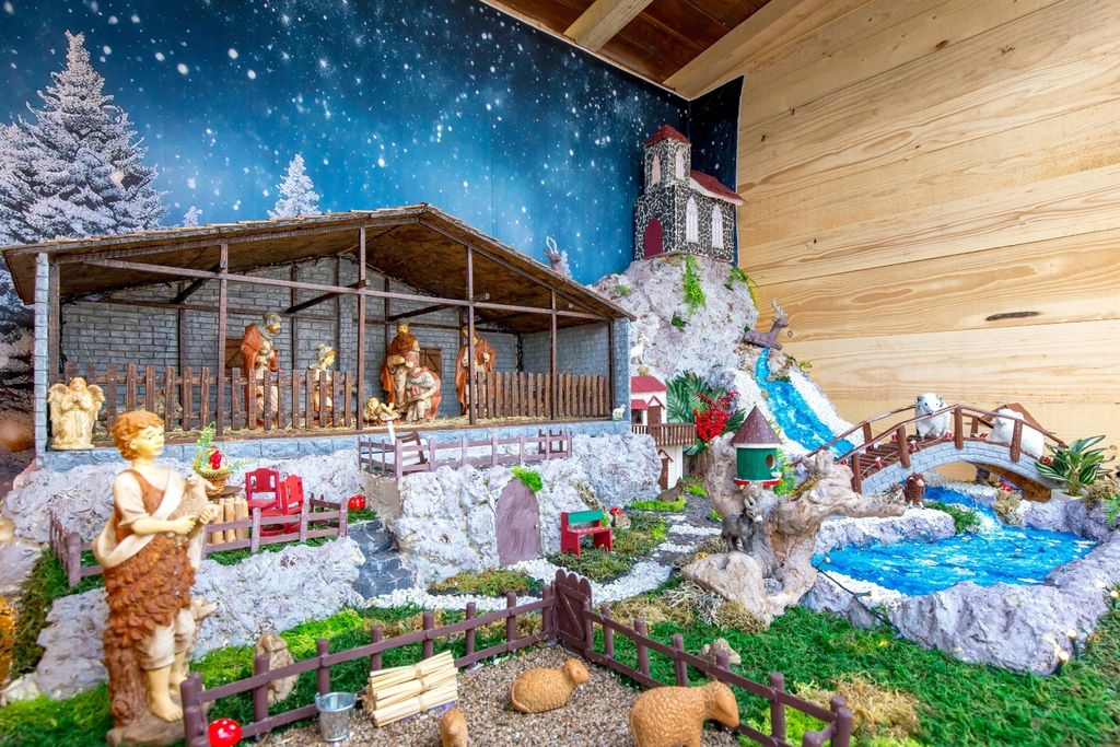 Božićna bajka Stefani i Darka Štefančić