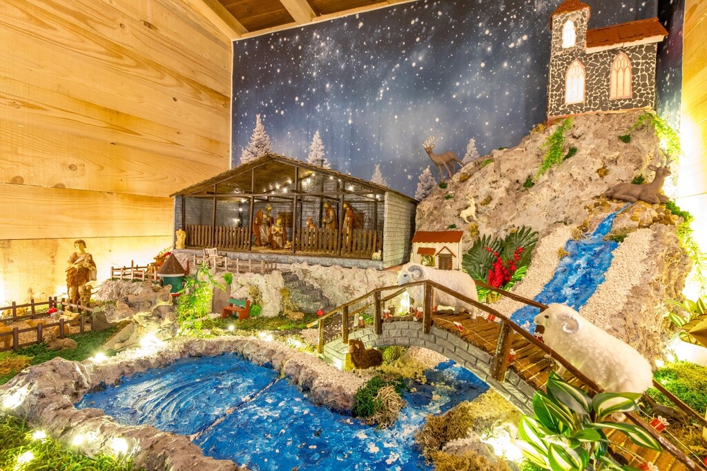 Božićna bajka Stefani i Darka Štefančić