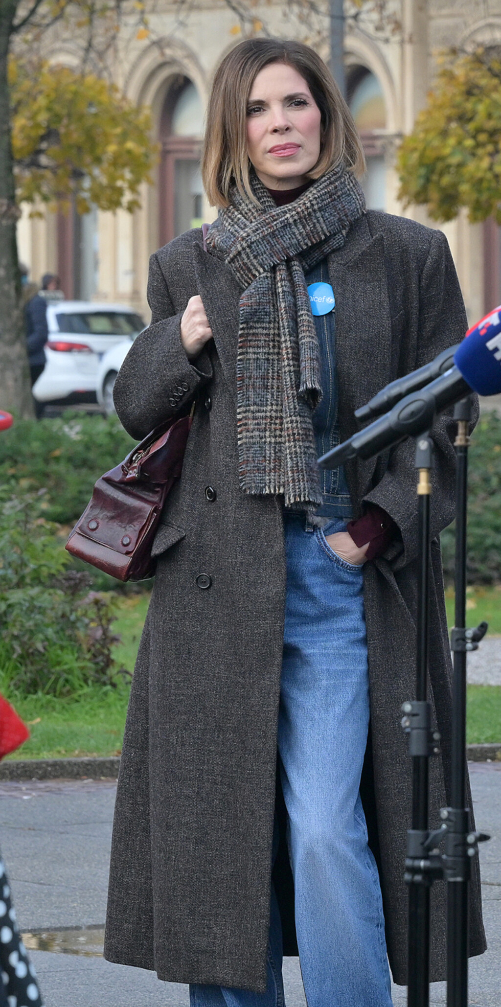 Modna kombinacija Bojane Gregorić Vejzović odiše neopterećenim vintage šarmom