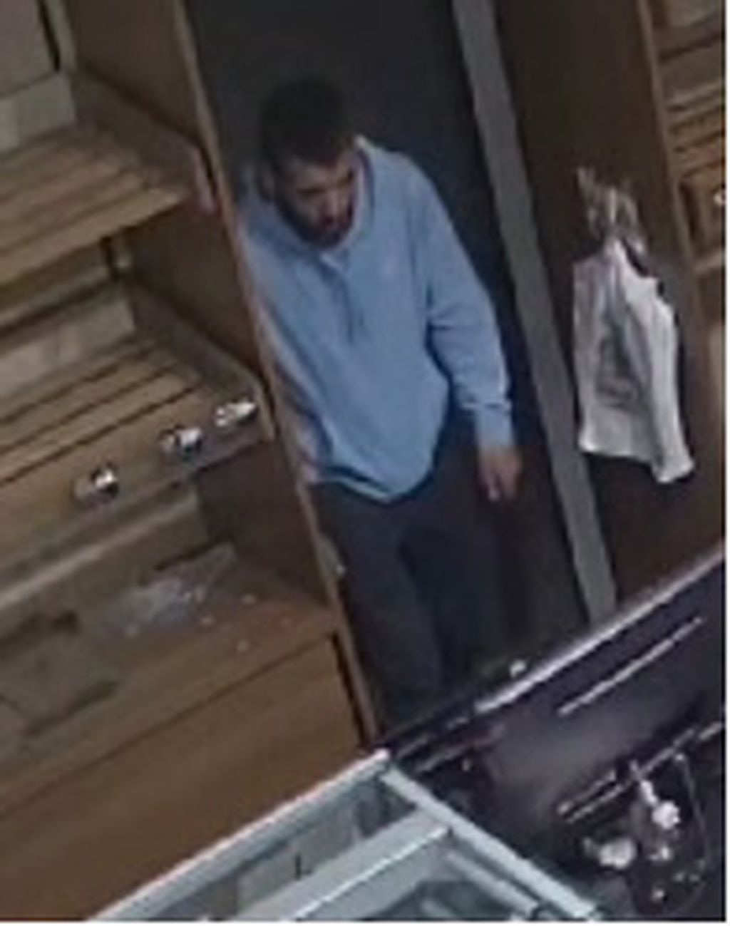 Splitska policija traga za muškarcem - 2