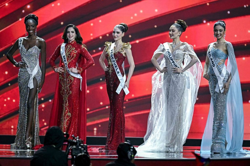 Miss Universe top 5