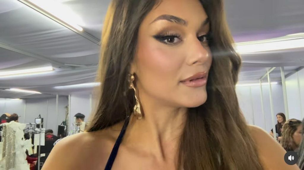 Laura Gnjatović - 1