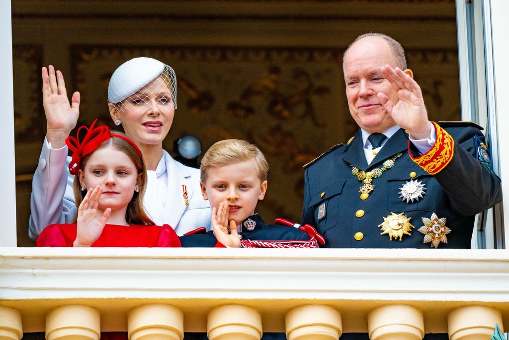 Princeza Charlene i princ Albert s djecom - 5