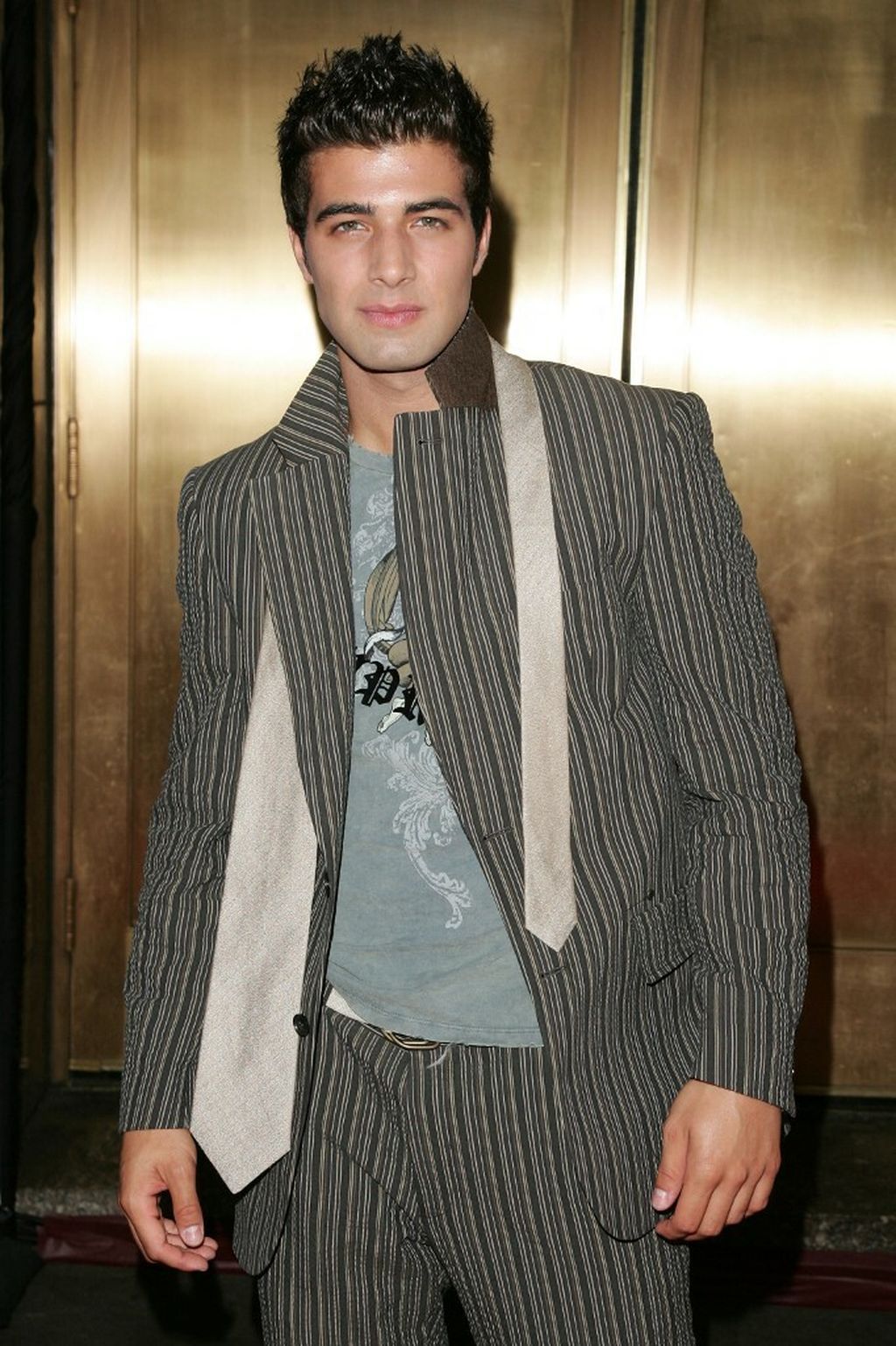 Jencarlos Canela - 2