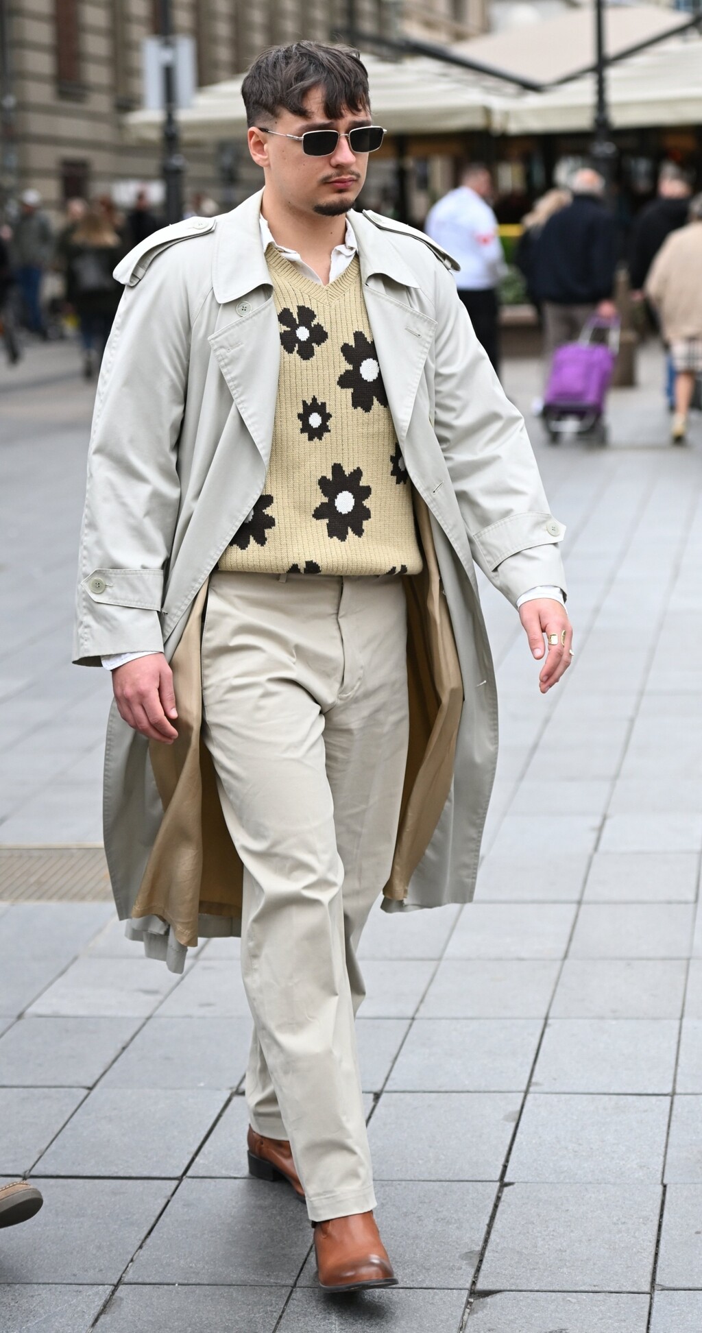 U središtu kombinacije nalazio se bež baloner, vječni komad koji odmah daje dozu sofisticiranosti