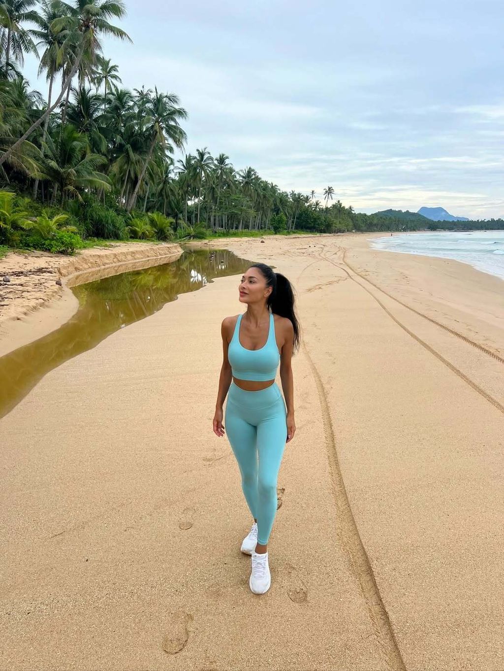 Nicole Scherzinger - 2