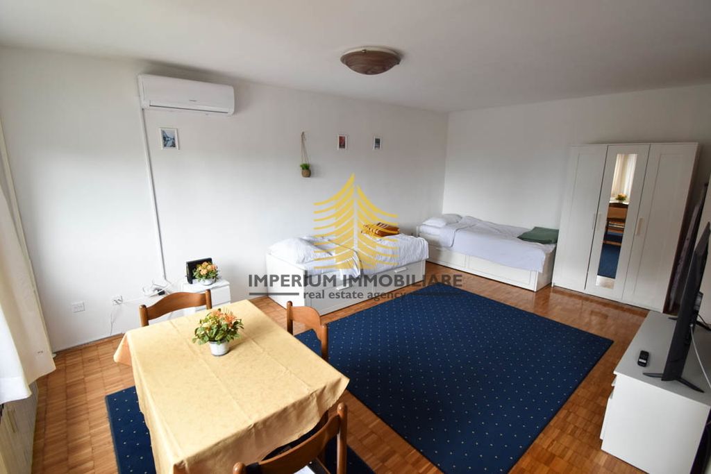 Stan za najam u Donjem Gradu