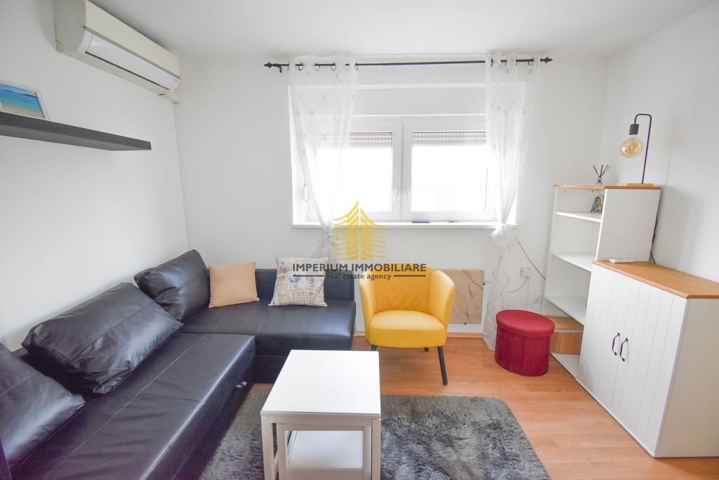 Stan za najam u Donjem Gradu