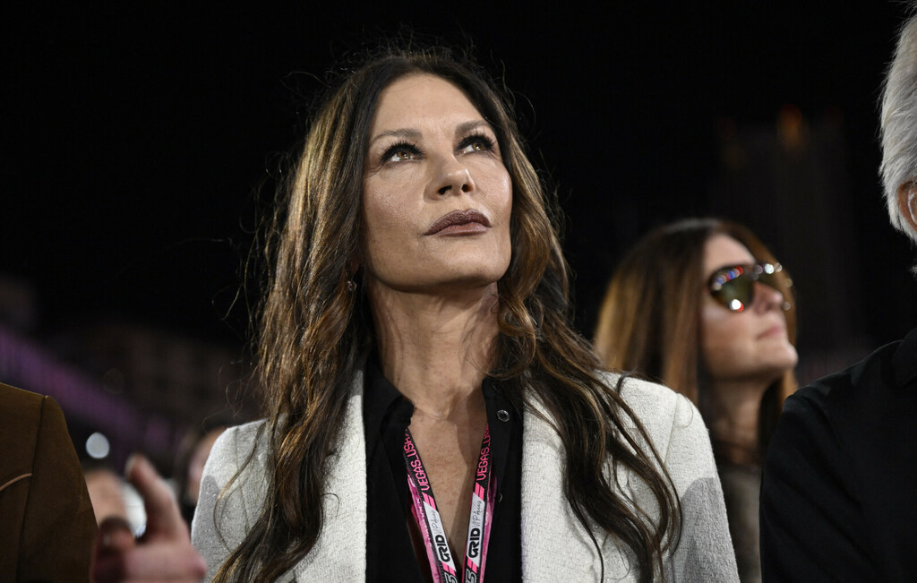 Catherine Zeta-Jones na Formuli 1 u Las Vegasu - 1
