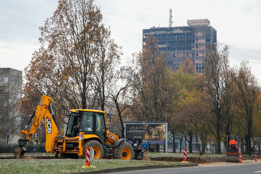 Radovi na privremenom prometnom rješenju kraj zgrade Vijesnika - 4