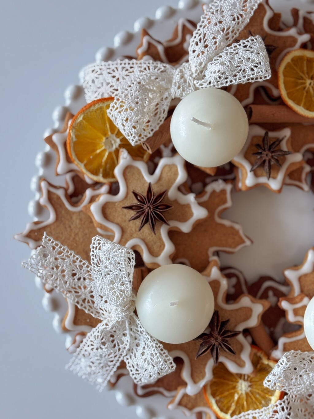 Adventski vijenac od medenjaka