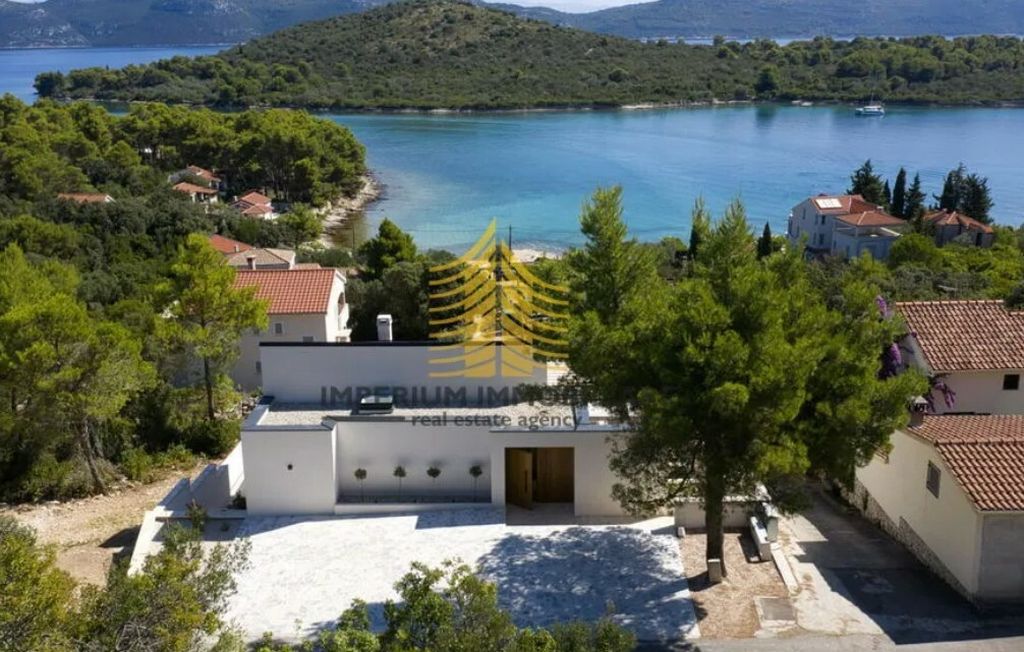 Kuća koja spaja mediteranski duh i suvremenu udobnost - 1