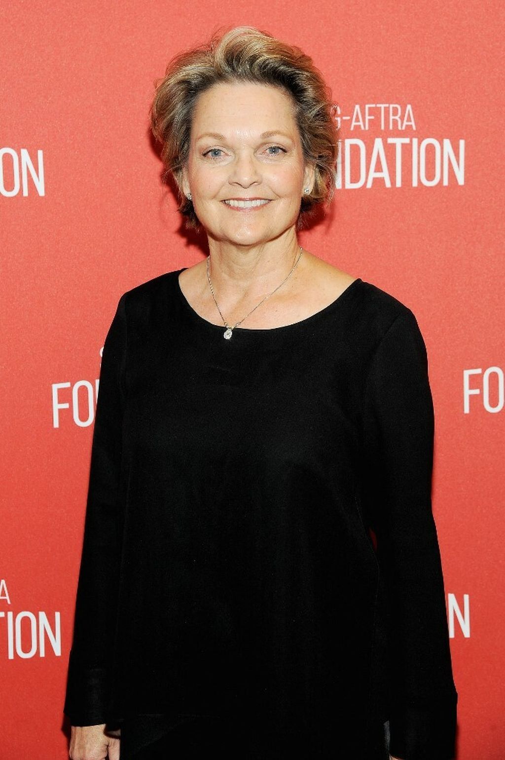 Pamela Reed - 2