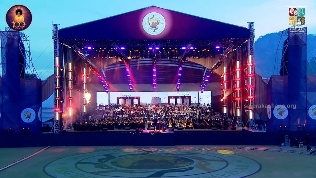 Ana Rucner u Indiji - 1