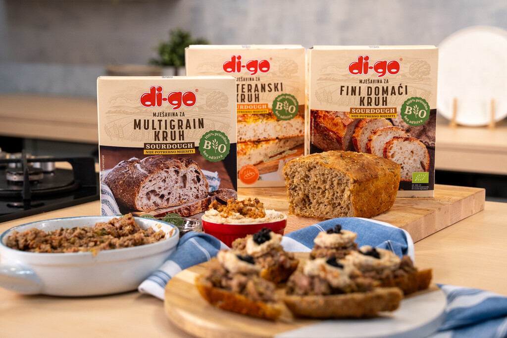 Tatarski biftek Ane Antunović s maslacem od čvaraka i lažnim kavijarom na toplom multigrain kruhu